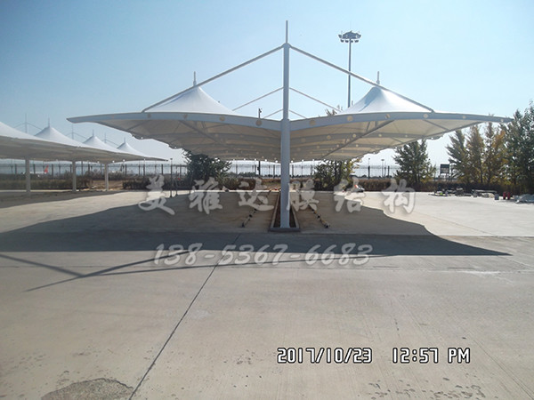 中國民用航空空管局內(nèi)蒙古分局車棚膜結(jié)構(gòu) (1)
