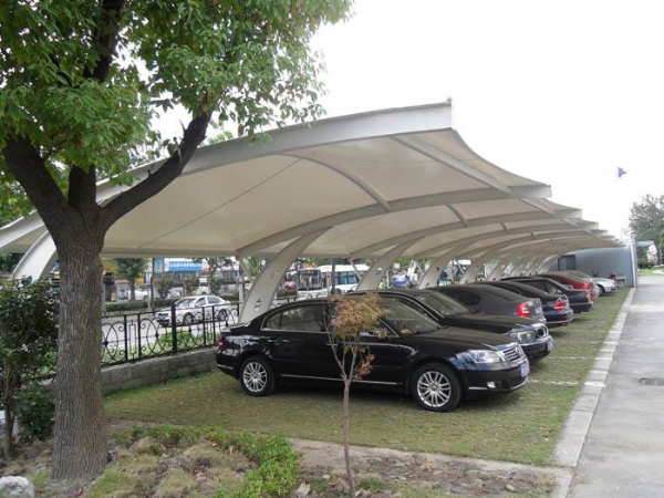 山東膜結(jié)構(gòu)車棚制作廠家